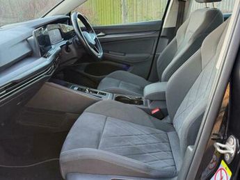 Volkswagen Golf 1.5 eTSI MHEV Style DSG Euro 6 (s/s) 5dr