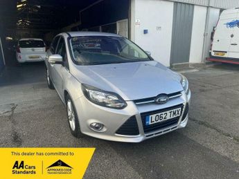 Ford Focus 1.6 Zetec Powershift Euro 5 5dr