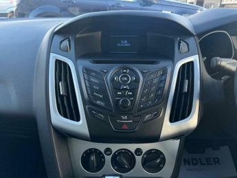 Ford Focus 1.6 Zetec Powershift Euro 5 5dr