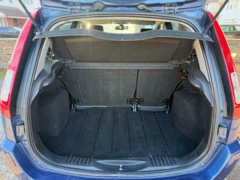 Ford Fusion 1.6 Plus 5dr