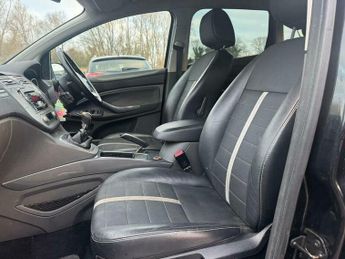 Ford Kuga TITANIUM TDCI