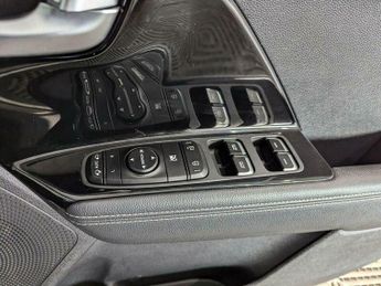Kia Niro 1.6 GDi 3 DCT Euro 6 (s/s) 5dr