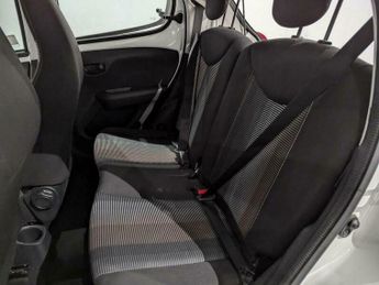 Peugeot 108 1.0 VTi Active Top! 2 Tronic Euro 5 5dr Euro 5