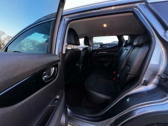 Nissan Qashqai 1.6 dCi Tekna XTRON 2WD Euro 6 (s/s) 5dr