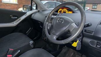 Toyota Yaris 1.33 Dual VVT-i TR MultiMode Euro 4 (s/s) 5dr