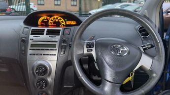 Toyota Yaris 1.33 Dual VVT-i TR MultiMode Euro 4 (s/s) 5dr