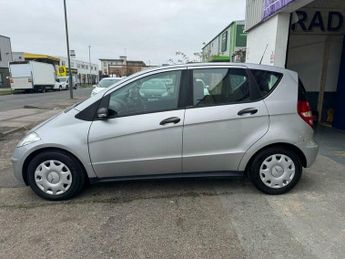 Mercedes-Benz A Class 1.5 A150 Classic SE CVT 5dr