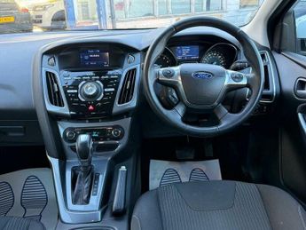 Ford Focus 1.6 Titanium Navigator Powershift Euro 5 5dr
