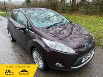Ford Fiesta TITANIUM 1.4