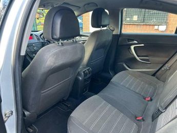 Vauxhall Insignia 2.0 CDTi SRi Auto Euro 5 5dr