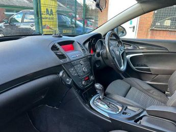 Vauxhall Insignia 2.0 CDTi SRi Auto Euro 5 5dr