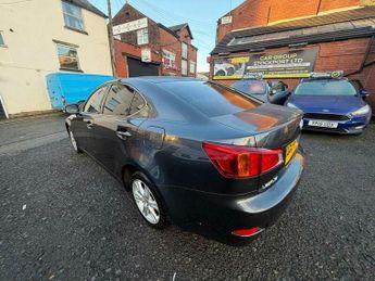Lexus IS 2.2 220TD SE 4dr