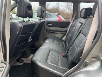 Nissan X-Trail 2.2 dCi Aventura 5dr