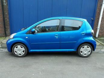 Toyota AYGO 1.0 VVT-i Blue 5 Door