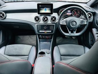 Mercedes CLA CLA 220 D 4MATIC AMG LINE