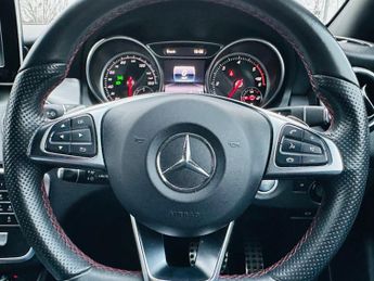 Mercedes SLR McLaren CLA 220 D 4MATIC AMG LINE