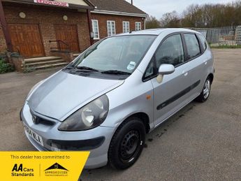 Honda Jazz 1.4 i-DSI SE Hatchback 5dr Petrol CVT-7 (137 g/km, 82 bhp)