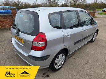 Honda Jazz 1.4 i-DSI SE Hatchback 5dr Petrol CVT-7 (137 g/km, 82 bhp)