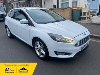 Ford Focus 1.0T EcoBoost Titanium Hatchback 5dr Petrol Auto Euro 6 (s/s) (1