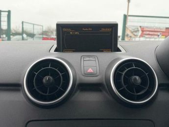 Audi A1 1.4 TFSI CoD Sport Hatchback 3dr Petrol S Tronic Euro 5 (s/s) (1