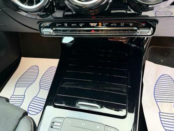 Mercedes-Benz A Class 1.3 A250e 15.6kWh AMG Line 8G-DCT Euro 6 (s/s) 5dr