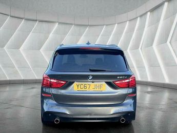 BMW 2 SERIES 2.0 220d M Sport Auto Euro 6 (s/s) 5dr