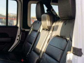 Jeep Wrangler 2.2 MultiJetII Overland SUV 4dr Diesel Auto 4WD Euro 6 (s/s) (20