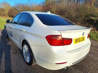 BMW 3 SERIES 2.0 320i Saloon 4dr Petrol AUTO ULEZ