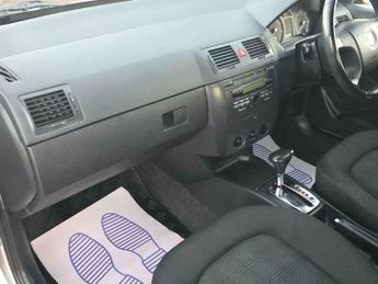 Skoda Fabia 1.4 16V Elegance 5dr