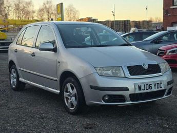 Skoda Fabia 1.4 16V Elegance 5dr