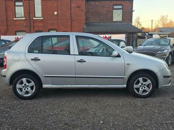 Skoda Fabia 1.4 16V Elegance 5dr