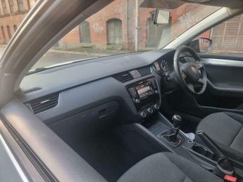 Skoda Octavia 1.6 TDI S DSG Euro 5 (s/s) 5dr