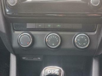 Skoda Octavia 1.6 TDI S DSG Euro 5 (s/s) 5dr