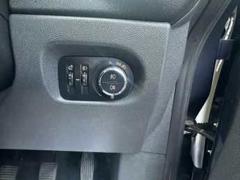 Vauxhall Corsa 1.2i 16v SXi 5dr