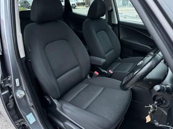 Hyundai IX20 1.6 Style Hatchback 5dr Petrol Auto Euro 5 (123 bhp)