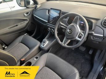 Renault Zoe R135 100kW Techno 50kWh Boost Charge 5dr Auto, 1 OWNER, BLACK