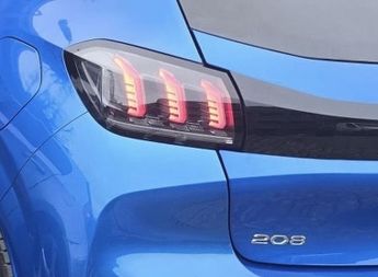 Peugeot 208 1.2 PureTech Allure Premium + Hatchback 5dr Petrol EAT Euro 6 (s