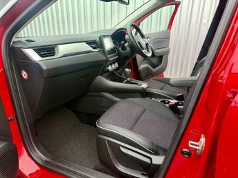 Renault Captur TECHNO E-TECH