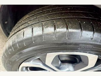 Renault Captur TECHNO E-TECH