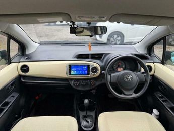 Toyota Yaris 1.0 VVT-i Active CVT Euro 5 5dr