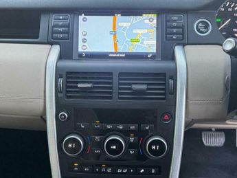 Land Rover Discovery Sport 2.0 TD4 HSE Black Auto 4WD Euro 6 (s/s) 5dr