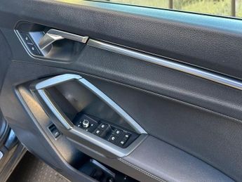 Audi Q3 SPORTBACK TDI S LINE