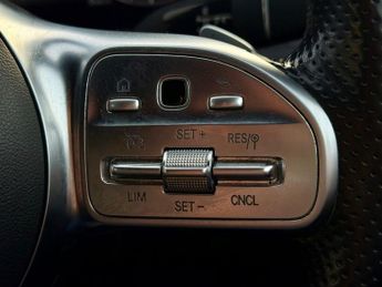 Mercedes E Class E 220 D AMG LINE