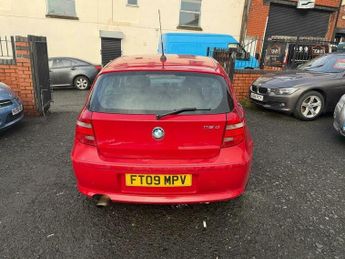 BMW 1 SERIES 2.0 118d SE Euro 5 5dr