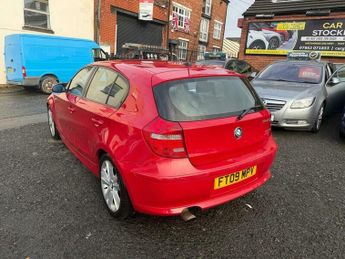 BMW 1 SERIES 2.0 118d SE Euro 5 5dr