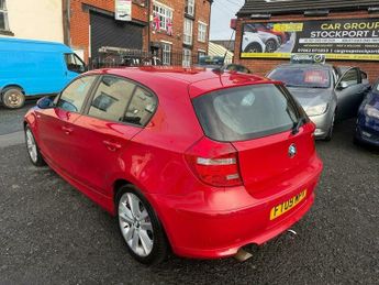 BMW 1 SERIES 2.0 118d SE Euro 5 5dr