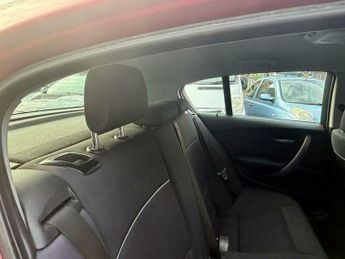 BMW 1 SERIES 2.0 118d SE Euro 5 5dr