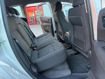 Peugeot 3008 1.6 HDi Active Euro 5 5dr