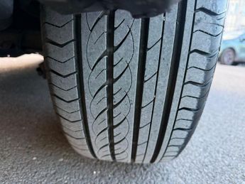 Peugeot 3008 1.6 HDi Active Euro 5 5dr