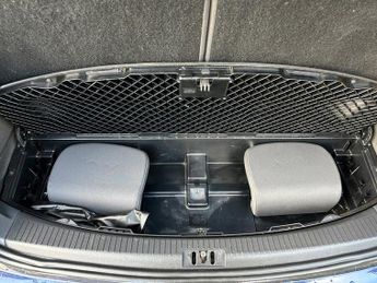 Volkswagen Touran SE TDI DSG